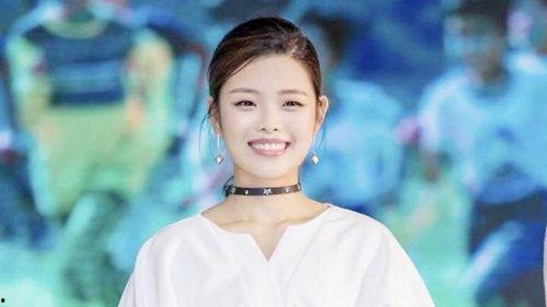 莫小贝演员,从童星到演员，她如何塑造自己的演艺之路